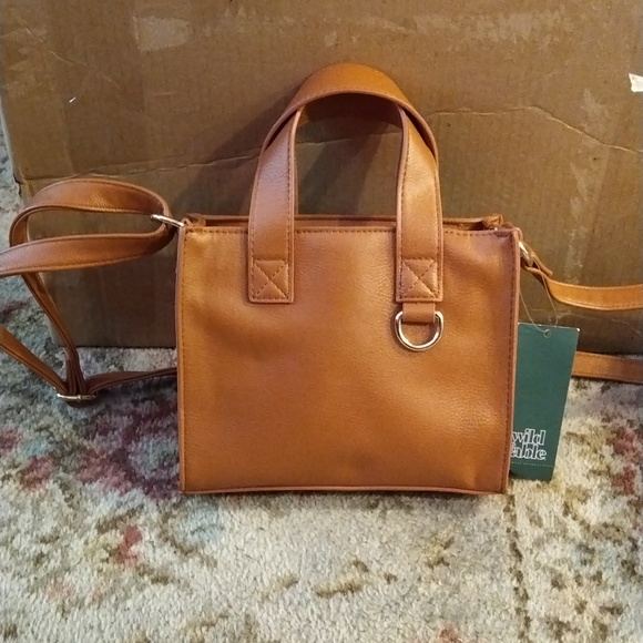 wild fable Handbags - Nwt Wild fable shoulder bag